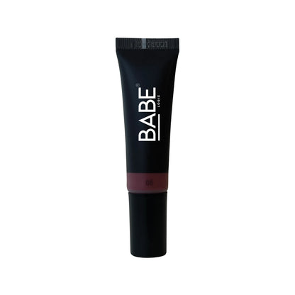Liquid blush tube for natural glow with flawless shades.