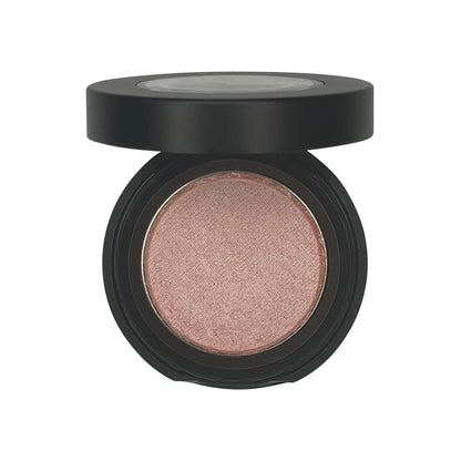 Talc-free single pan eyeshadow in compact case, lightweight and blendable.